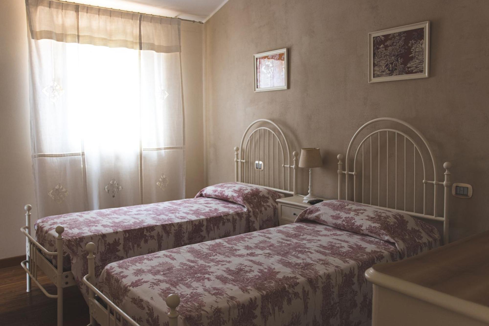 Villa Mariposa 시비타노바 마르셰 외부 사진