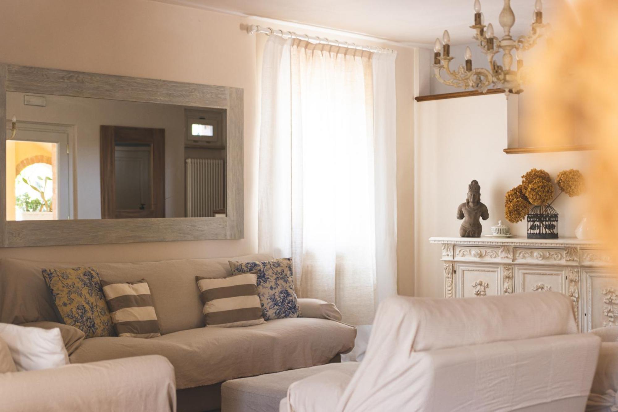Villa Mariposa 시비타노바 마르셰 외부 사진