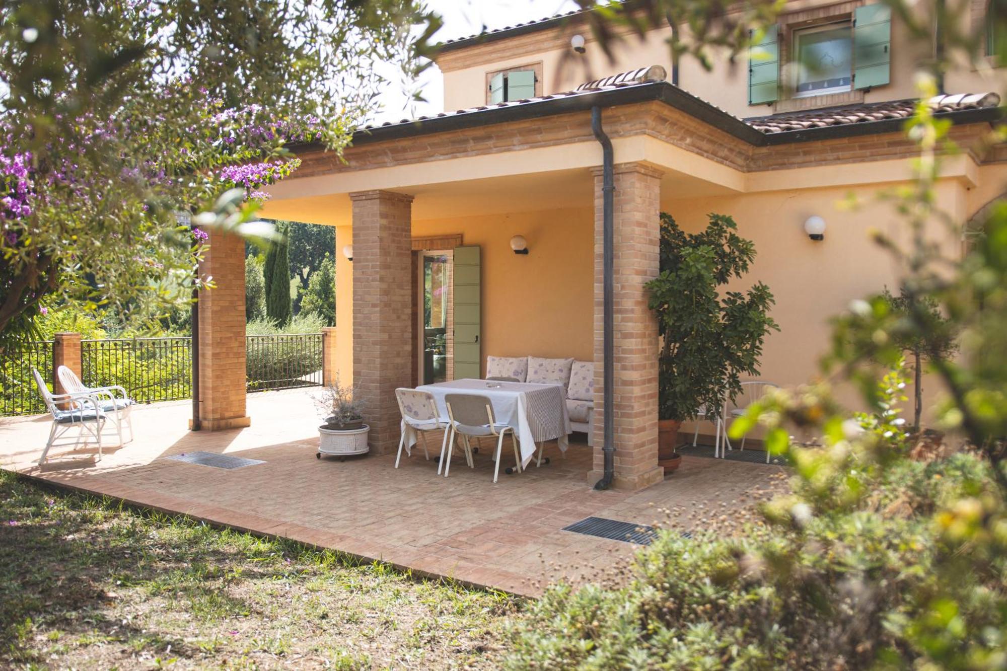Villa Mariposa 시비타노바 마르셰 외부 사진